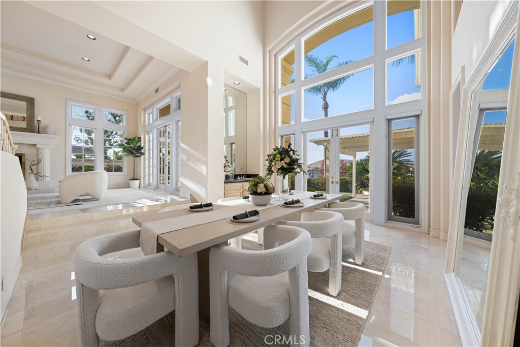 17 Pemberly Irvine, CA 92603 - Photo 7 of 60 high ceiling dining room open to living room
