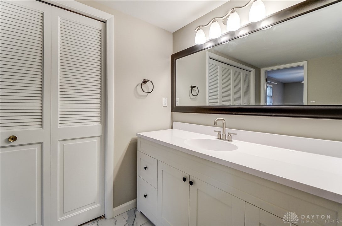 5650 Oak Valley Road Kettering, OH 45440 - Photo 28 of 54 Gallery Image 28