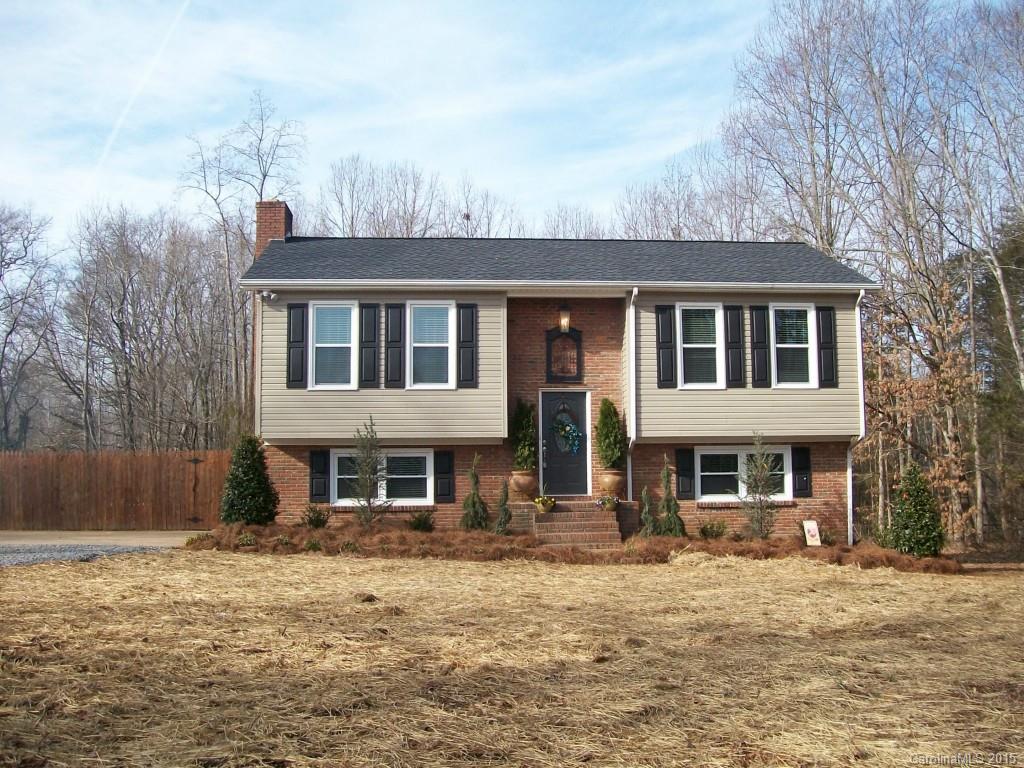 2305 Rhyne Road Dallas, NC 28034 - Photo 5 of 24 Gallery Image 5