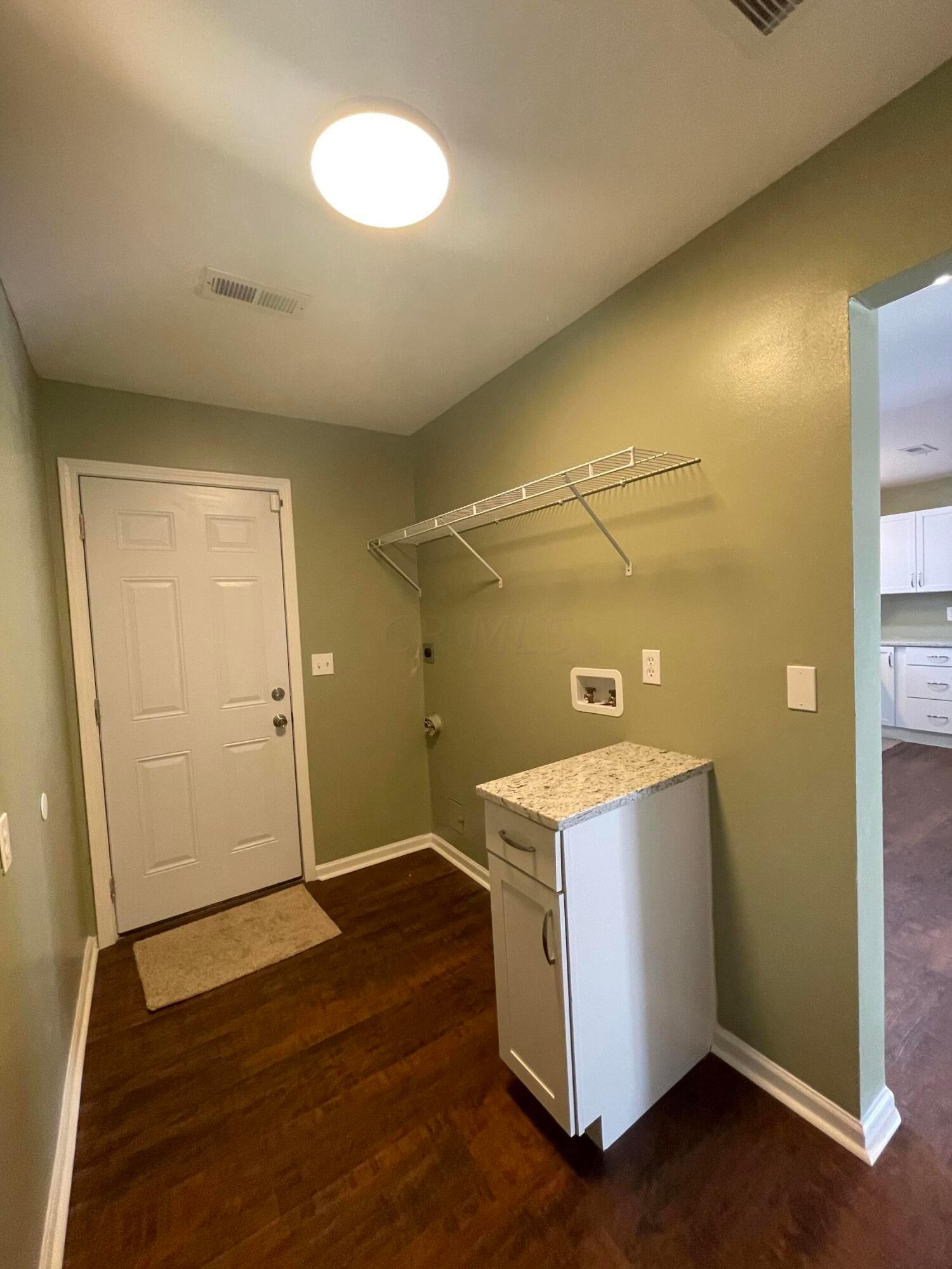 1144 Koebel Road Columbus, OH 43207 - Photo 14 of 17 Laundry Room