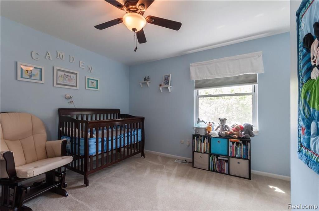 231 Arlington Drive Rochester Hills, MI 48307 - Photo 17 of 29