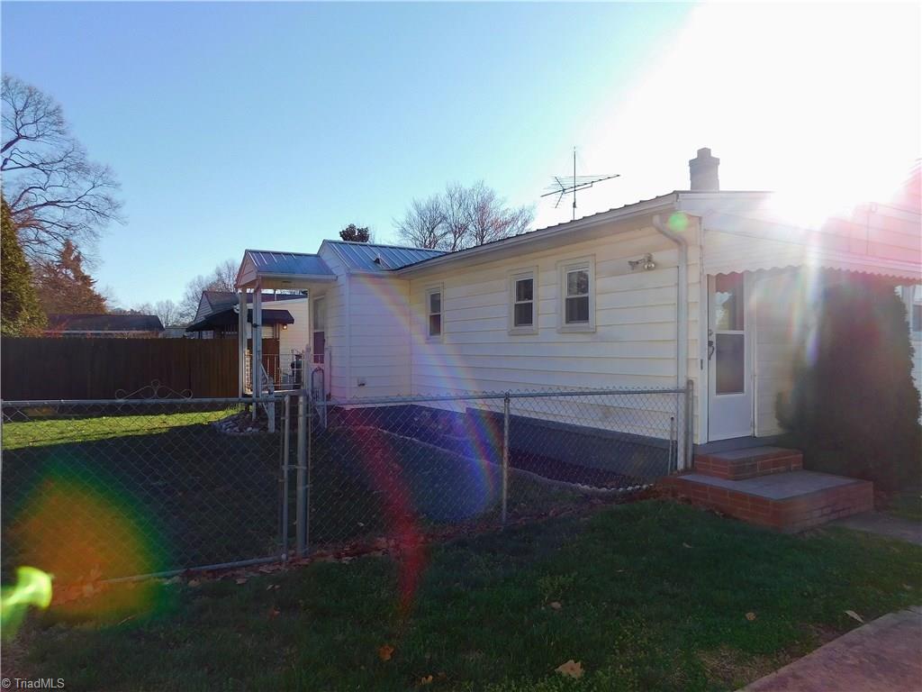 1606 Cook Street High Point, NC 27262 - Photo 17 of 19