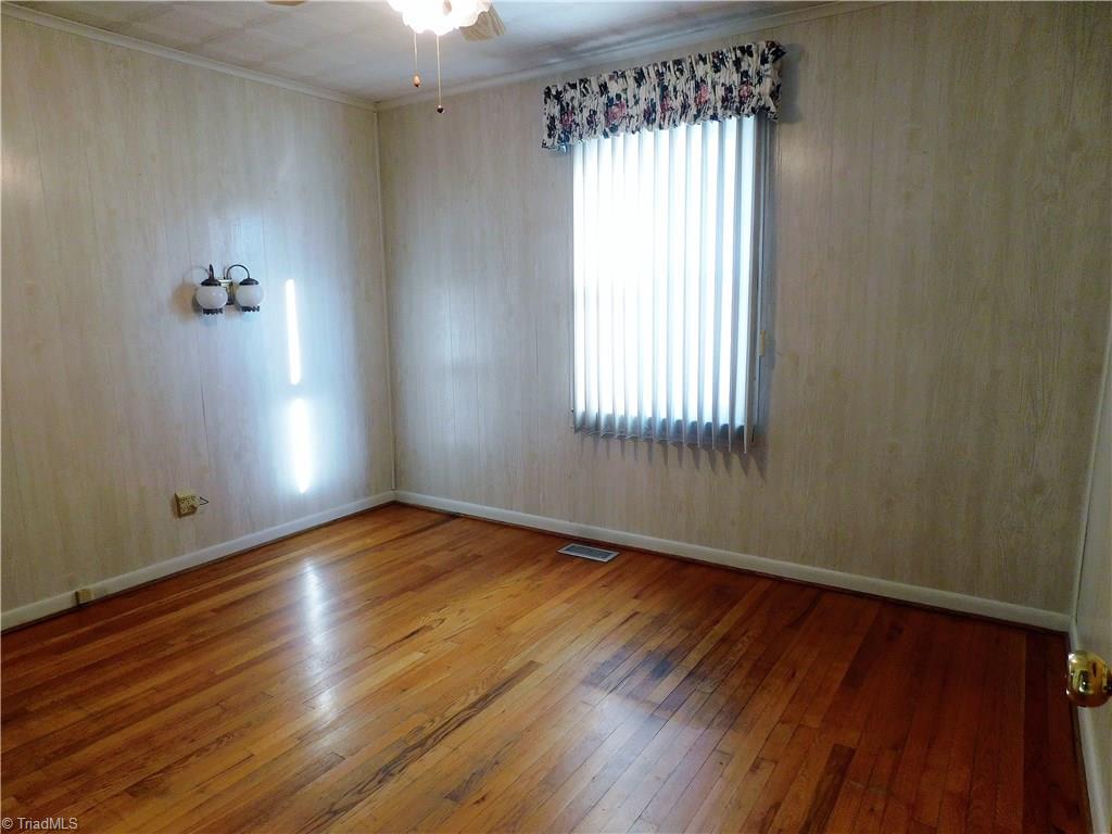 1606 Cook Street High Point, NC 27262 - Photo 7 of 19