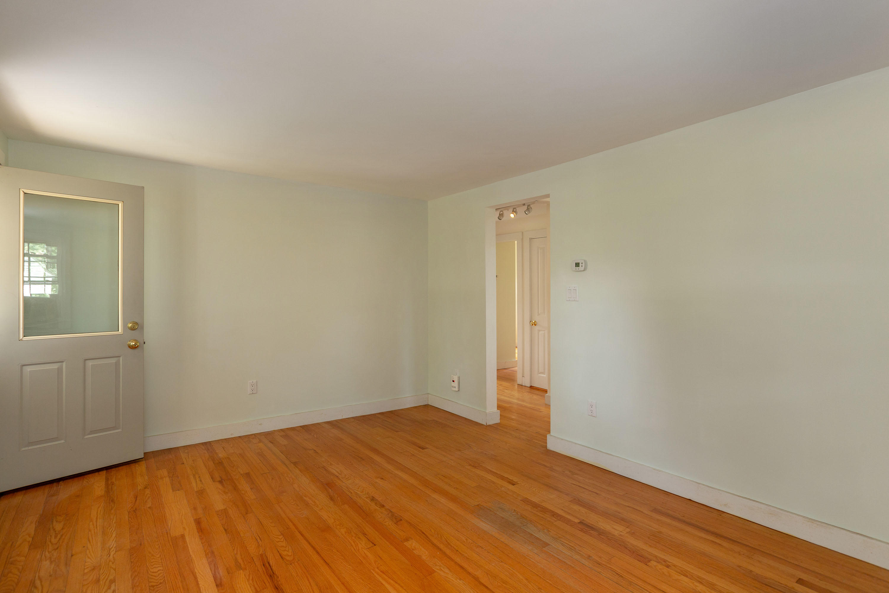 140 Church Road Brunswick, ME 04011 - Photo 4 of 42 Living Room