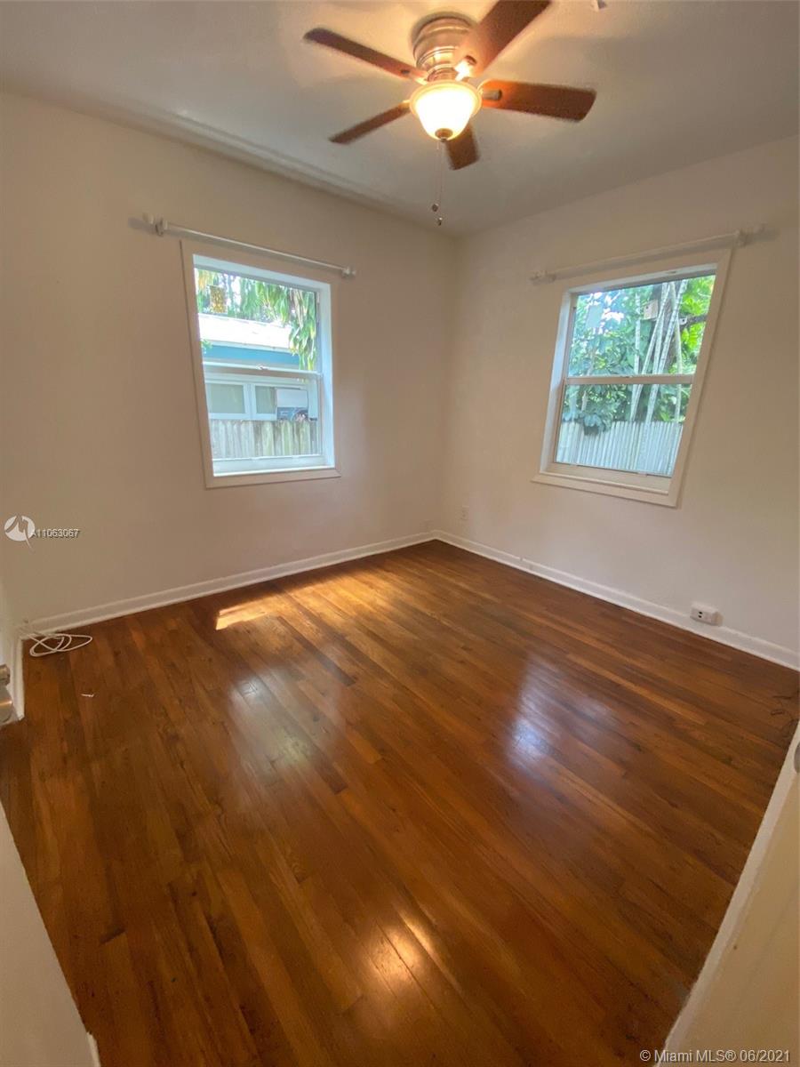 2220 Secoffee Terrace Miami, FL 33133 - Photo 11 of 13