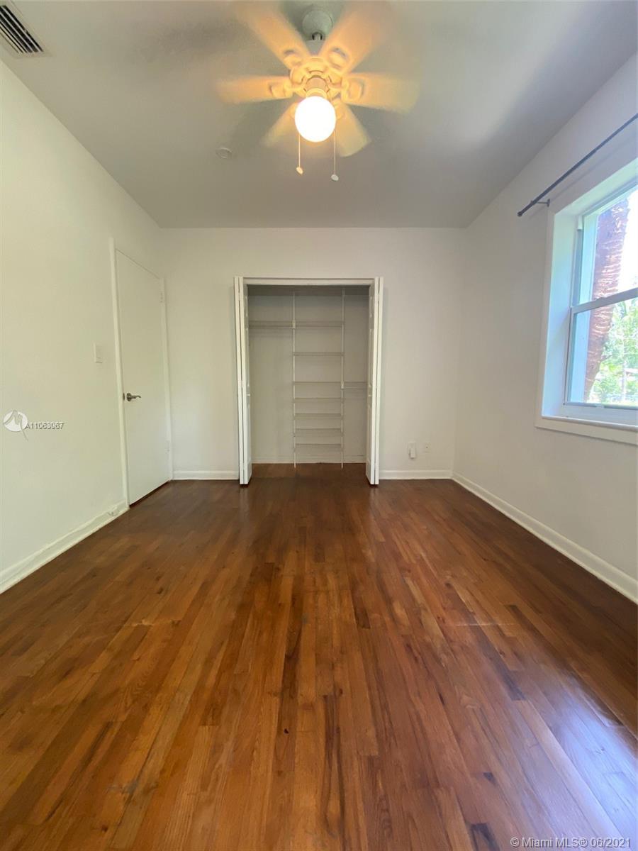 2220 Secoffee Terrace Miami, FL 33133 - Photo 10 of 13