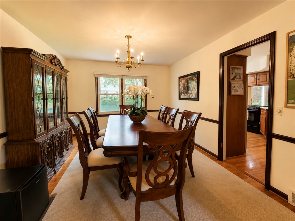 76 Bromley Road Pittsford, NY 14534 - Photo 17 of 50