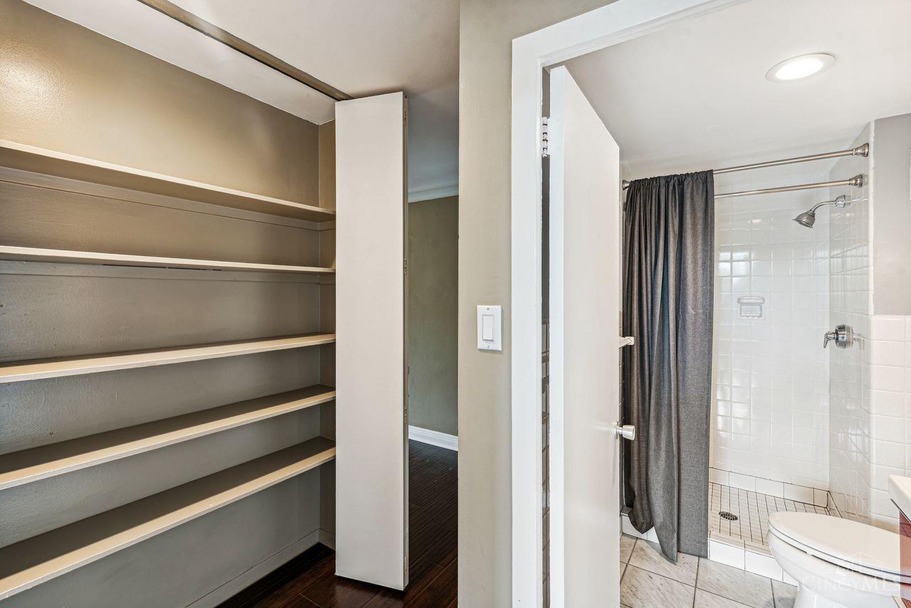 2324 Madison Road, Unit 408 Cincinnati, OH 45208 - Photo 29 of 36 Gallery Image 29