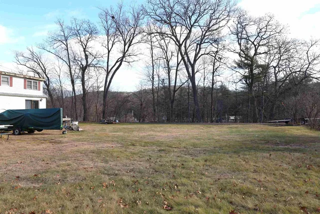 $419,000 | 55 Horseshoe Avenue, Hartford, VT 05088