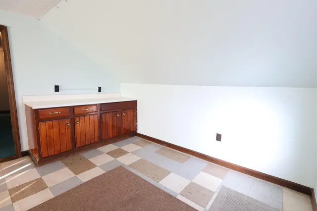 $419,000 | 55 Horseshoe Avenue, Hartford, VT 05088