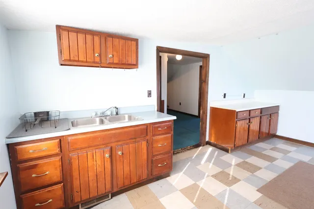 $419,000 | 55 Horseshoe Avenue, Hartford, VT 05088