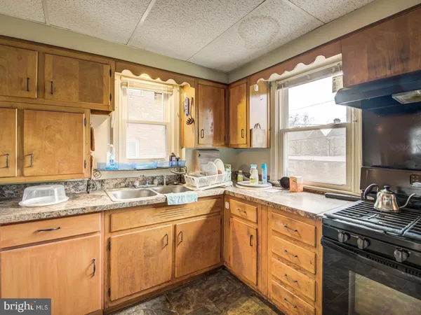 $705,000 | 1323 Tewkesbury Place Northwest, Washington, DC 20012