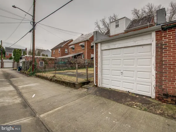 $705,000 | 1323 Tewkesbury Place Northwest, Washington, DC 20012