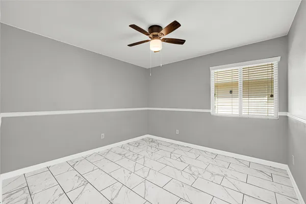 $2,100 | 5503 Roaring Peaks Lane, Katy, TX 77449