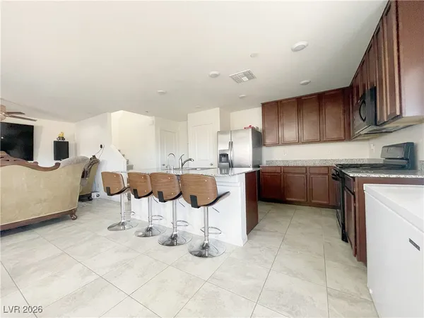 $2,495 | 1649 Harvest Pecan Court, Las Vegas, NV 89108