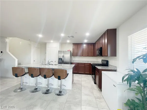 $2,495 | 1649 Harvest Pecan Court, Las Vegas, NV 89108