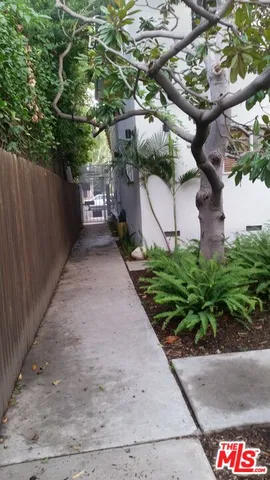 $515,000 | 827 Bay Street, Unit 2, Santa Monica, CA 90405