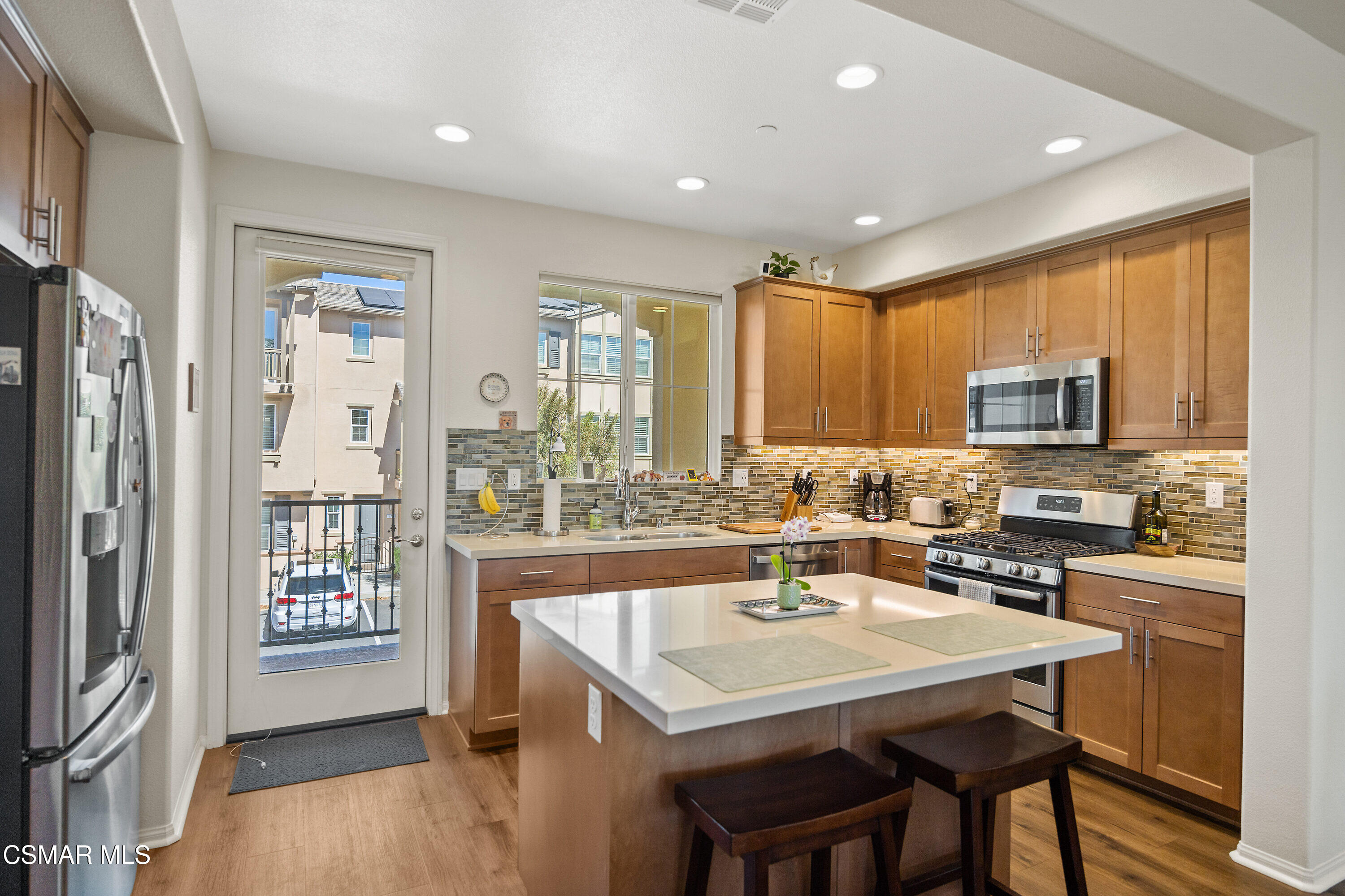 174 Prairie Street Camarillo, CA 93010 - Photo 13 of 35 174 Prairie St Camarillo CA-print-019-02