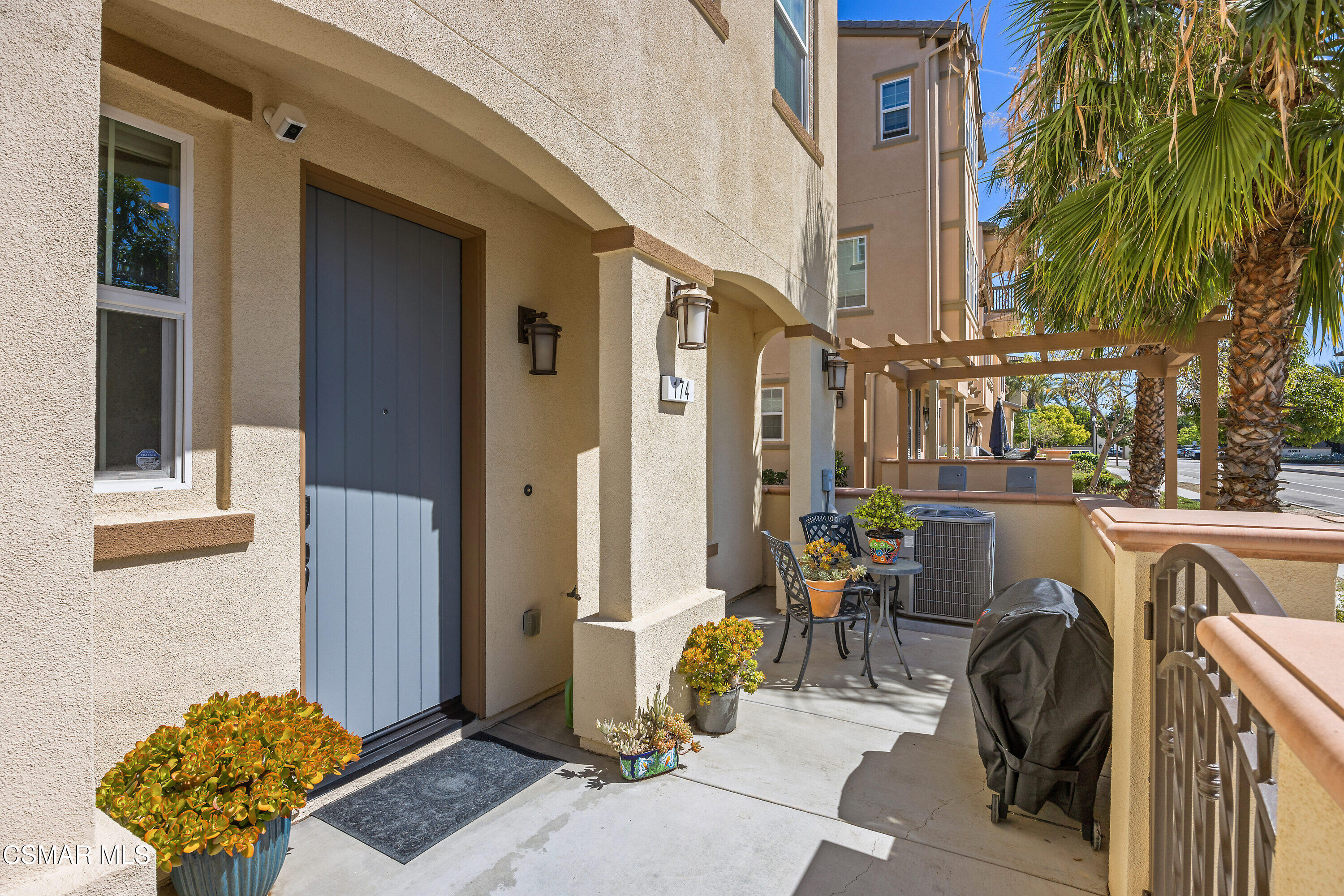 174 Prairie Street Camarillo, CA 93010 - Photo 2 of 35 174 Prairie St Camarillo CA-print-005-00