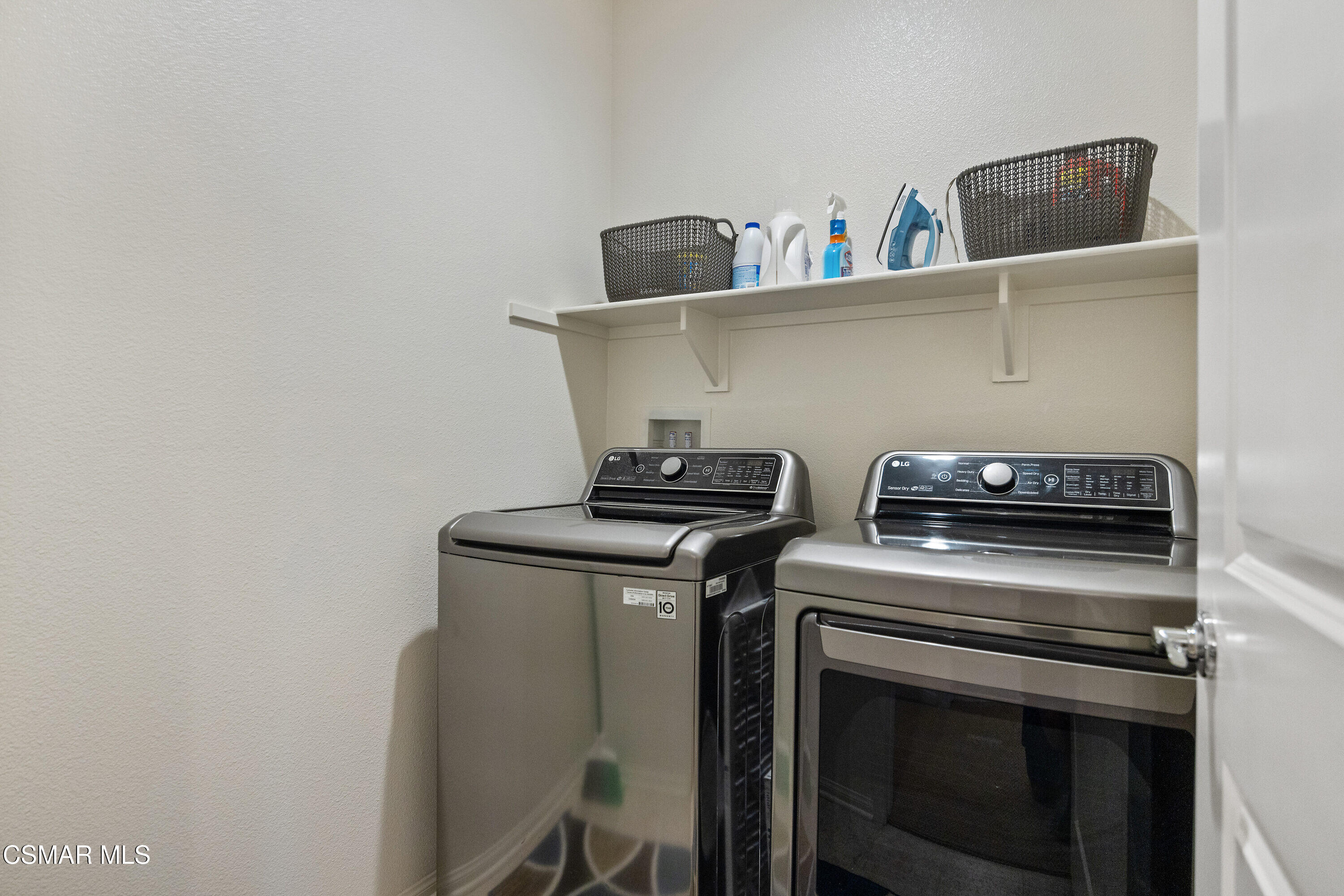 174 Prairie Street Camarillo, CA 93010 - Photo 23 of 35 174 Prairie St Camarillo CA-print-031-03