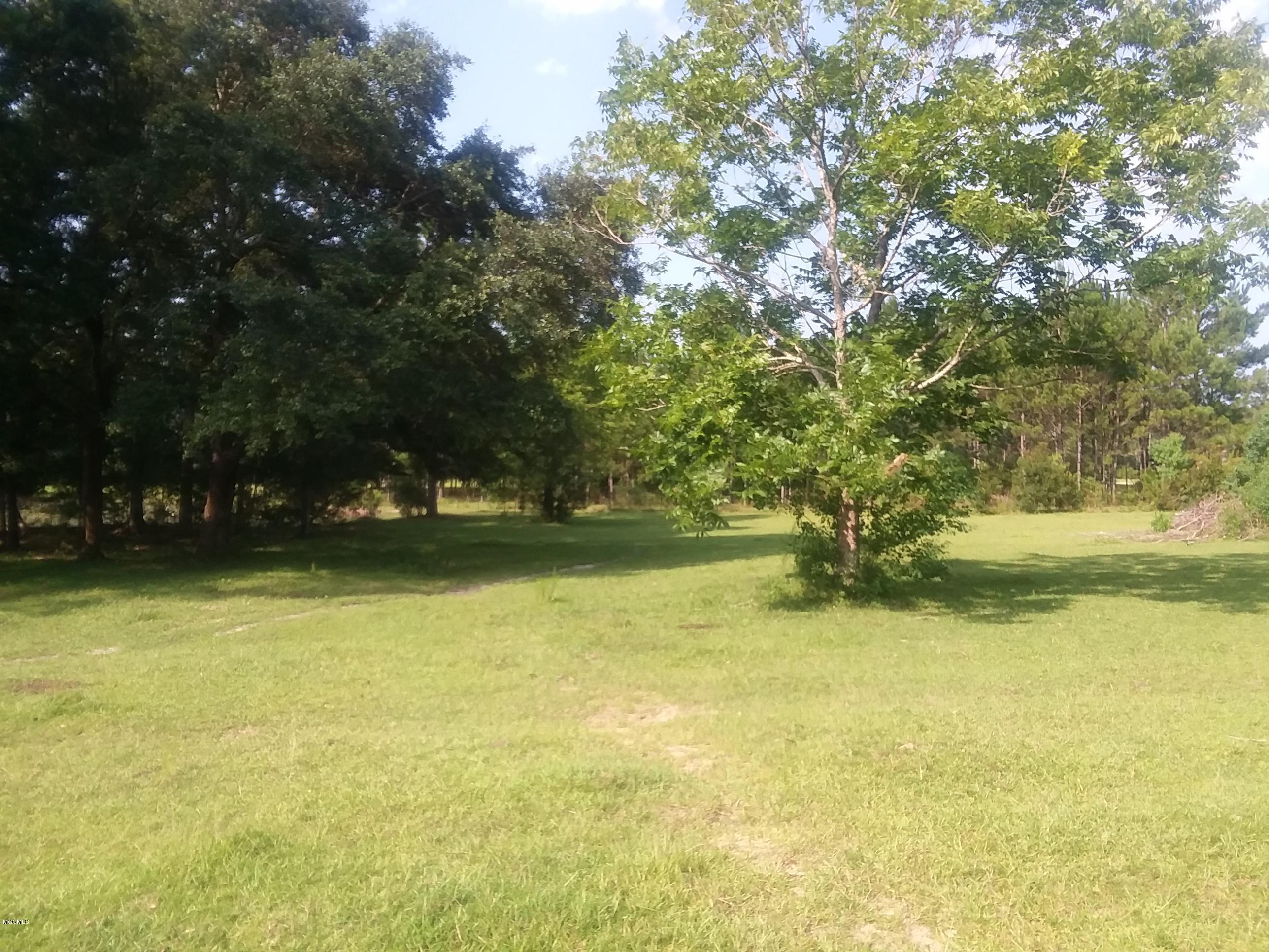 9536 Edwin Ladner Road Pass Christian, MS 39571 - Photo 4 of 12 20180722_092641