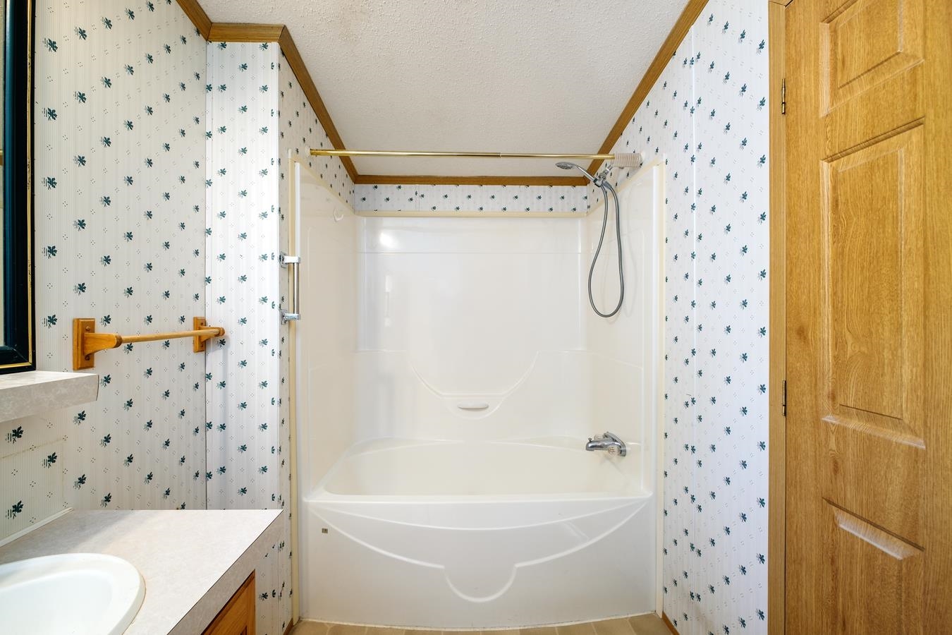 2 Sagamore Lane Rochester, NH 03867 - Photo 22 of 34