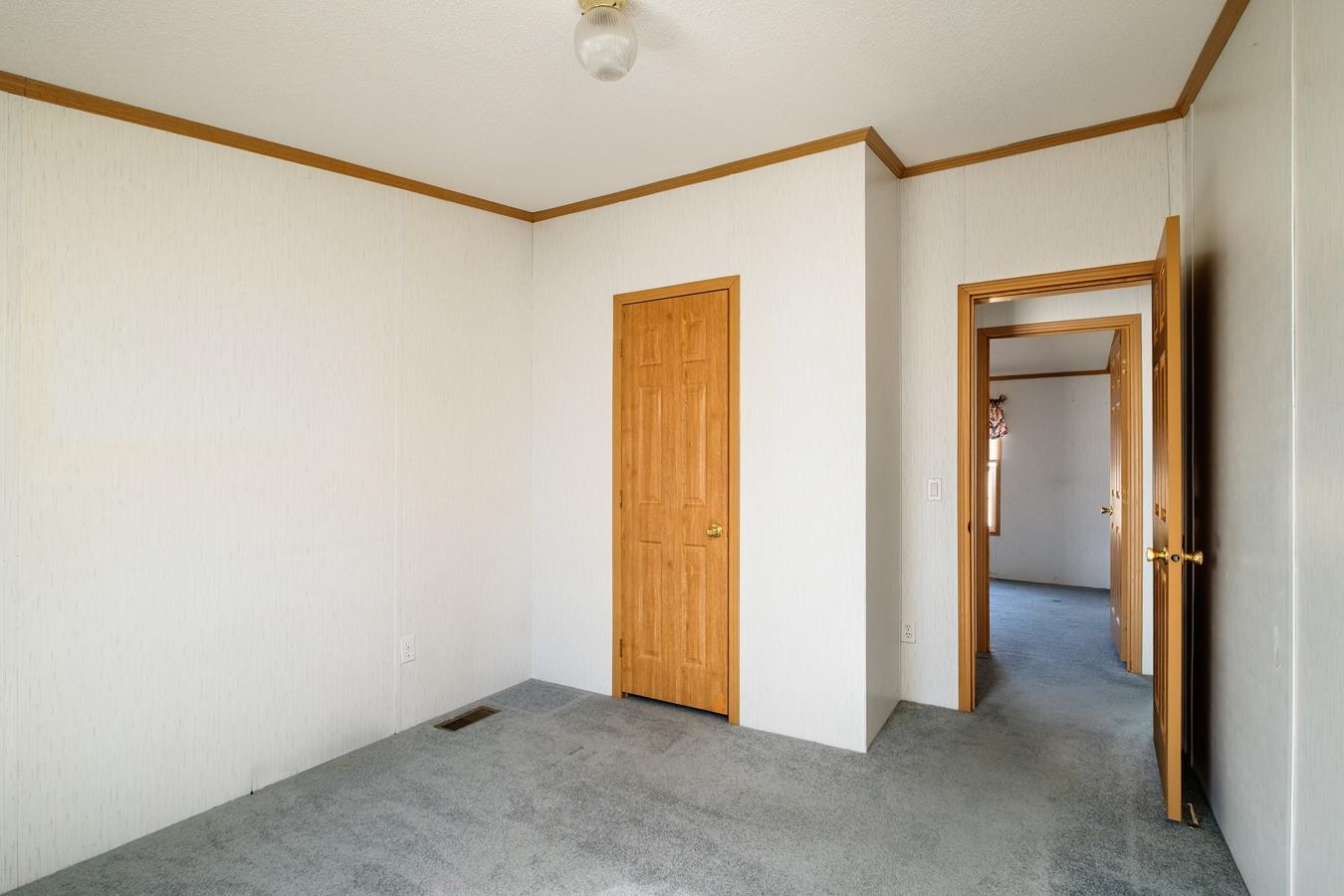 2 Sagamore Lane Rochester, NH 03867 - Photo 24 of 34