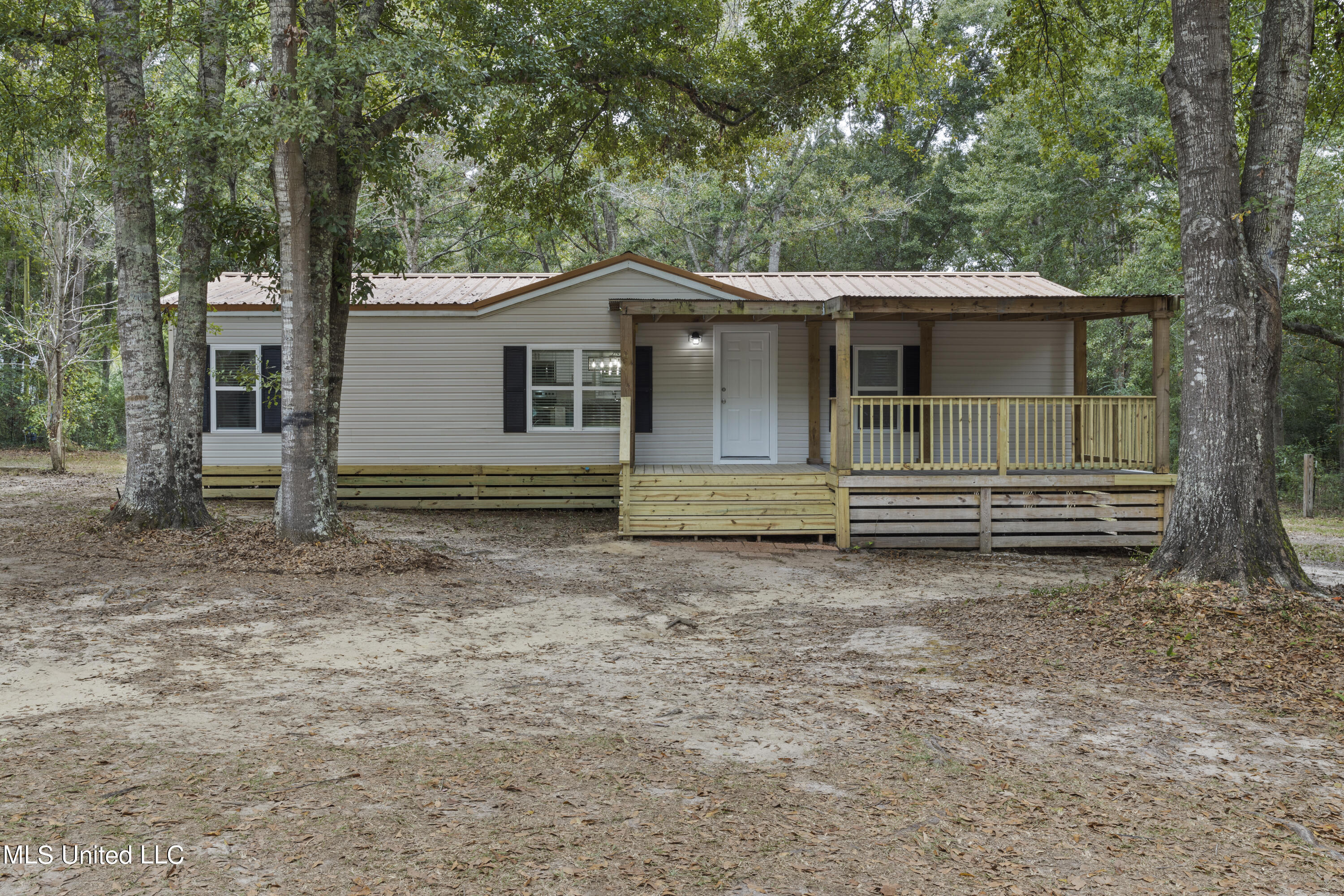 16819 Old Kelly Road Vancleave, MS 39565 - Photo 1 of 32 001