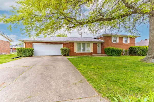 $199,900 | 309 Vista Drive, Mount Vernon, IN 47620