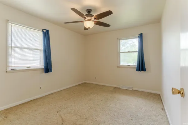 $199,900 | 309 Vista Drive, Mount Vernon, IN 47620