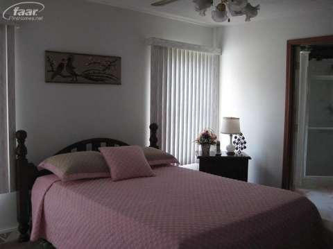 9110 Center Road Fenton, MI 48430 - Photo 19 of 24 20265524-18.JPG