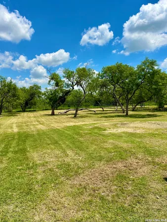 $269,000 | 115 4th Street, Natalia, TX 78059