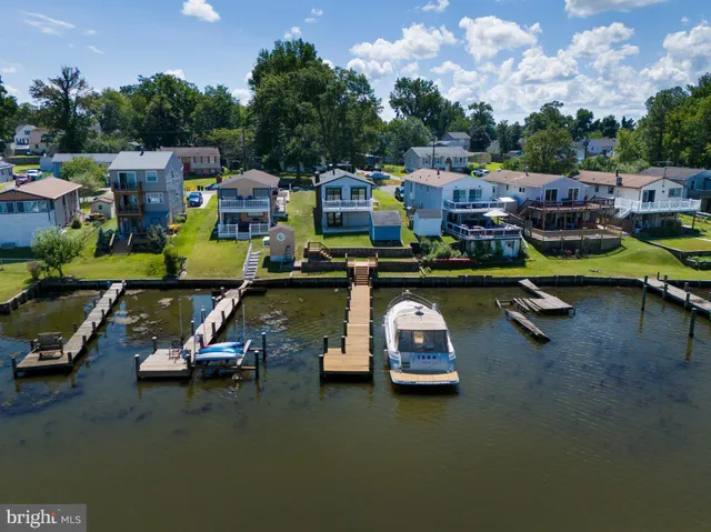 $575,000 | 802 Waterview Drive, Curtis Bay, MD 21226