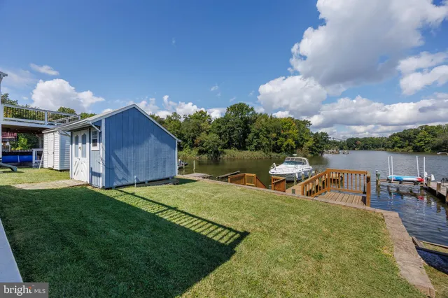 $575,000 | 802 Waterview Drive, Curtis Bay, MD 21226