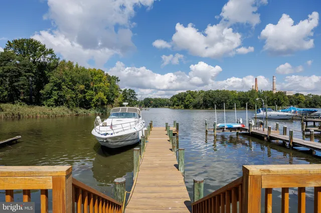 $575,000 | 802 Waterview Drive, Curtis Bay, MD 21226