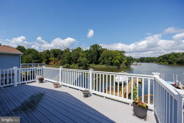 $575,000 | 802 Waterview Drive, Curtis Bay, MD 21226