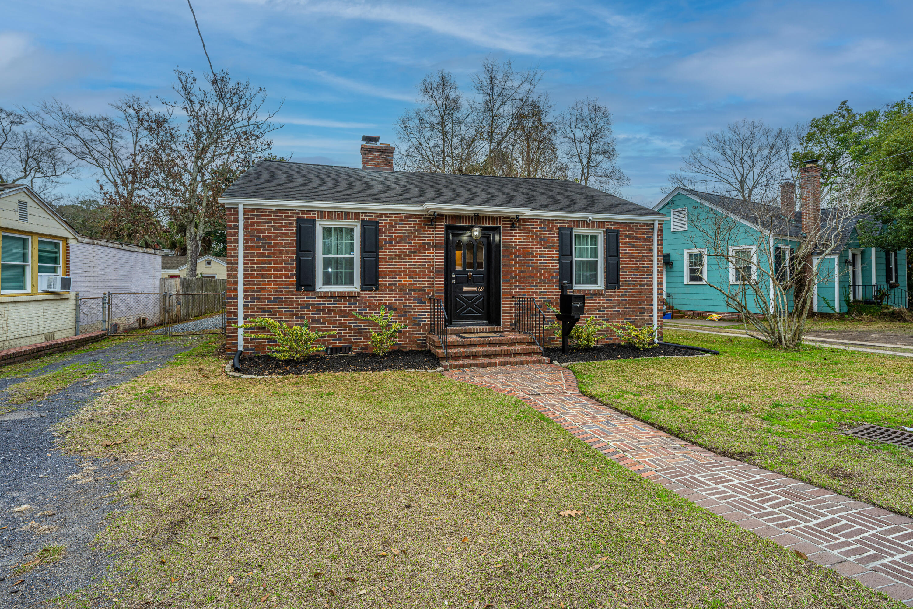 69 Folly Rd Boulevard Charleston, SC 29407 - Photo 6 of 66 69FollyRoadBlvd001