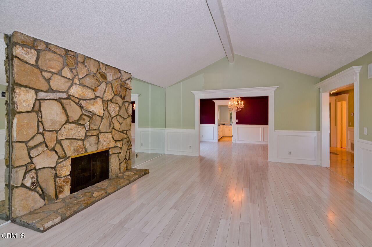 533 North Altura Road Arcadia, CA 91007 - Photo 5 of 29 living room 2