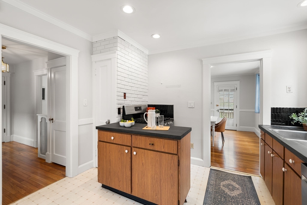 67 Ronald Road Arlington, MA 02474 - Photo 16 of 41