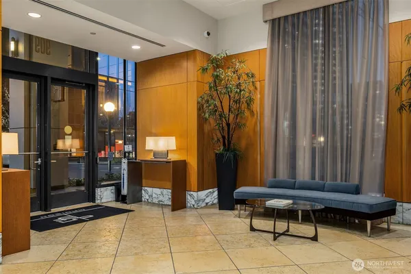 $599,950 | 909 5th Avenue, Unit 204, Seattle, WA 98164