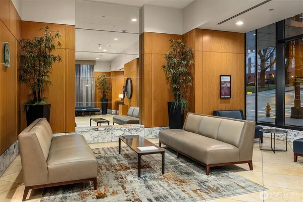 $599,950 | 909 5th Avenue, Unit 204, Seattle, WA 98164
