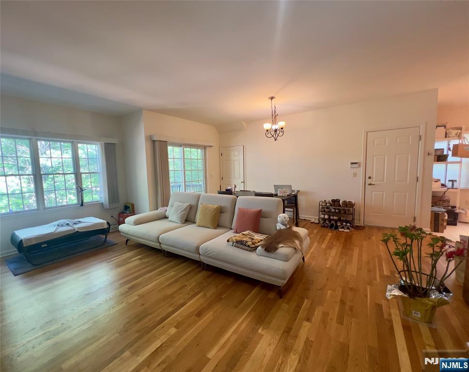 100 Stonegate Trail, Unit 1 Cresskill, NJ 07626 - Photo 2 of 11
