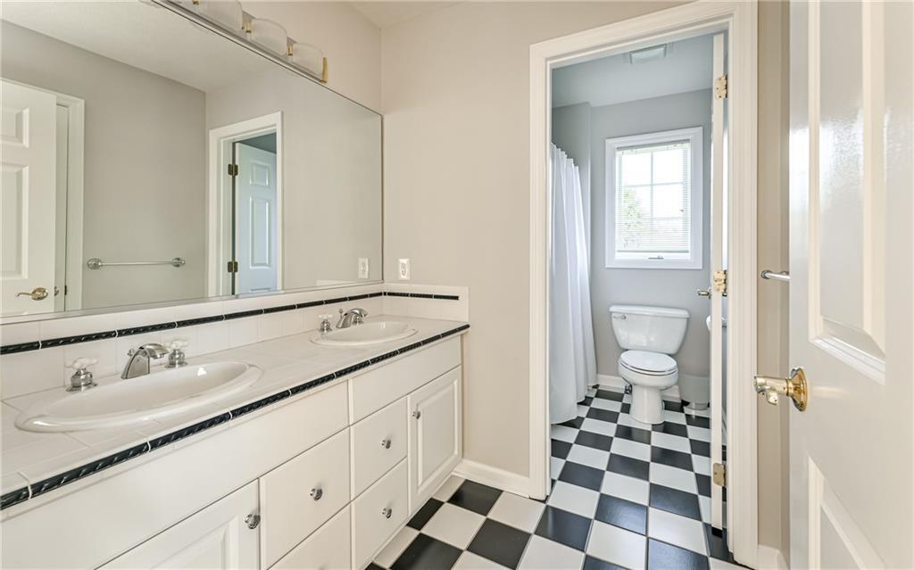 316 Rustin Way Wexford, PA 15090 - Photo 18 of 24 Gallery Image 18