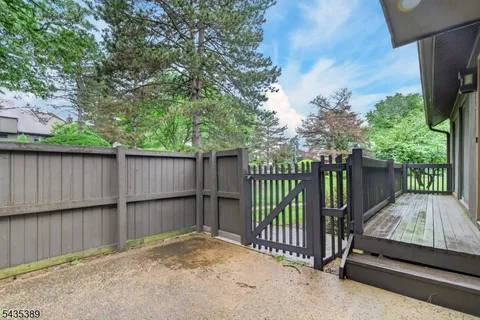 $589,000 | 108 Westgate Drive, Edison, NJ 08820