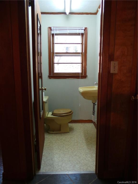 55 Buck Shoals Road Arden, NC 28704 - Photo 8 of 16 Gallery Image 8