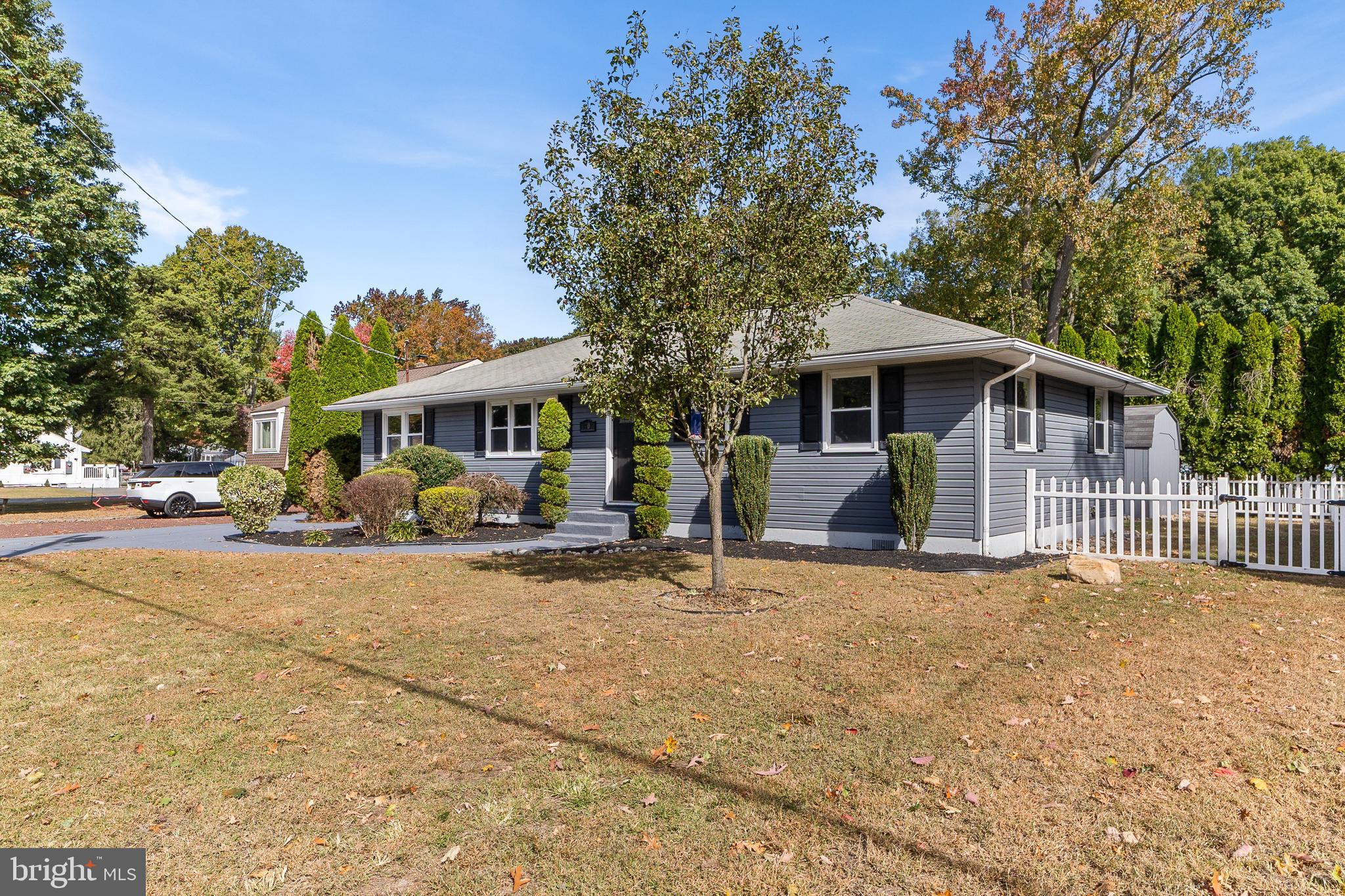 70 Rutgers Road Pennsville, NJ 08070 - Photo 4 of 30