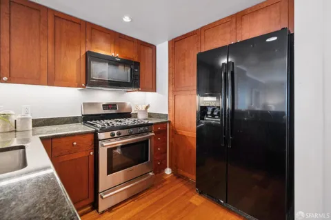 $699,000 | 400 Beale Street, Unit 609, San Francisco, CA 94105