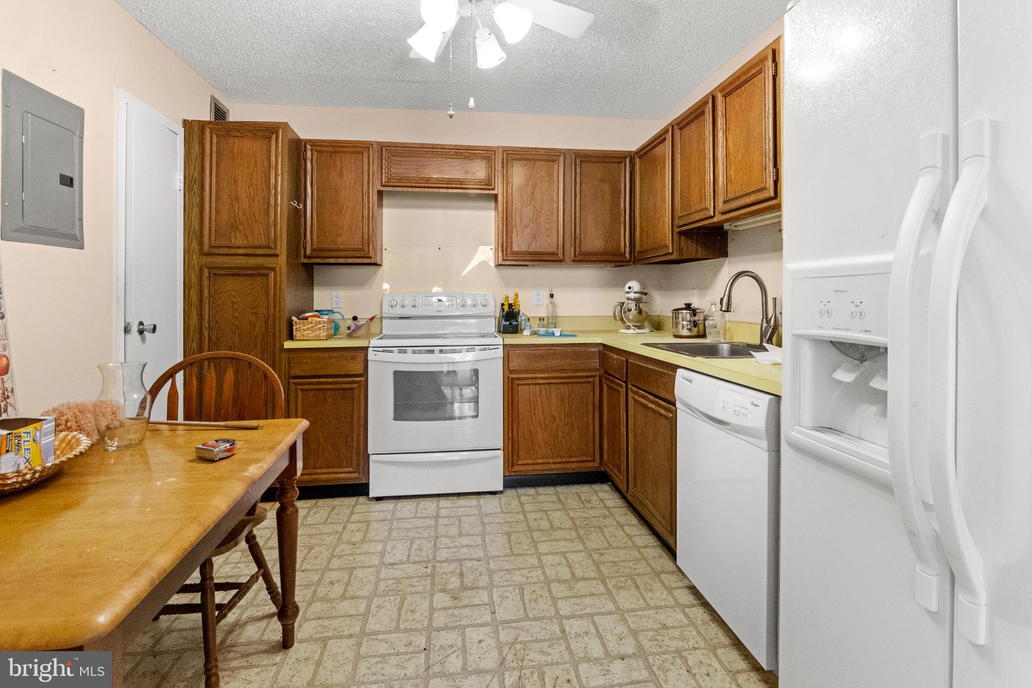 205 East Joppa Road, Unit 1706 Towson, MD 21286 - Photo 17 of 33