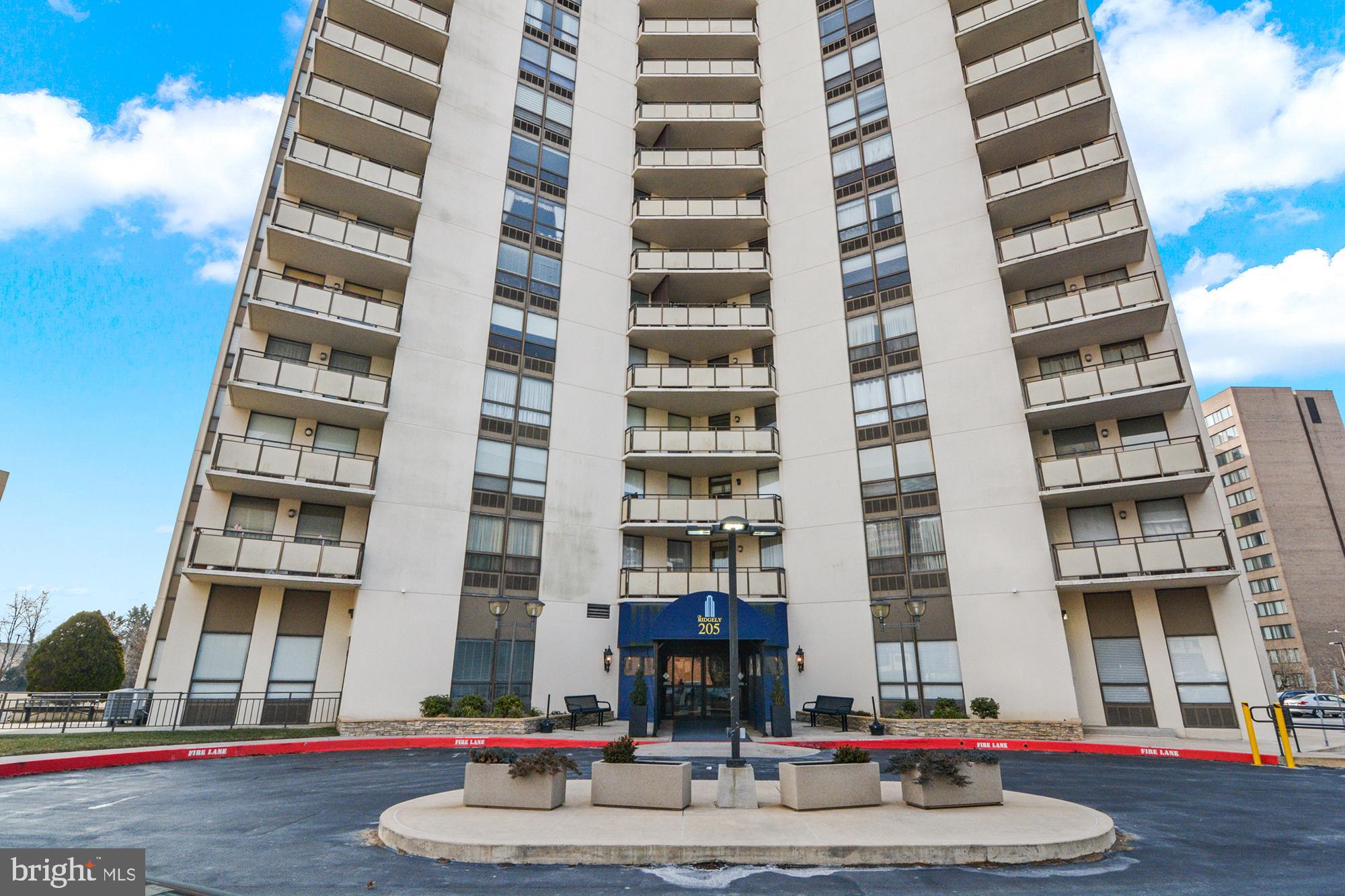 205 East Joppa Road, Unit 1706 Towson, MD 21286 - Photo 2 of 33