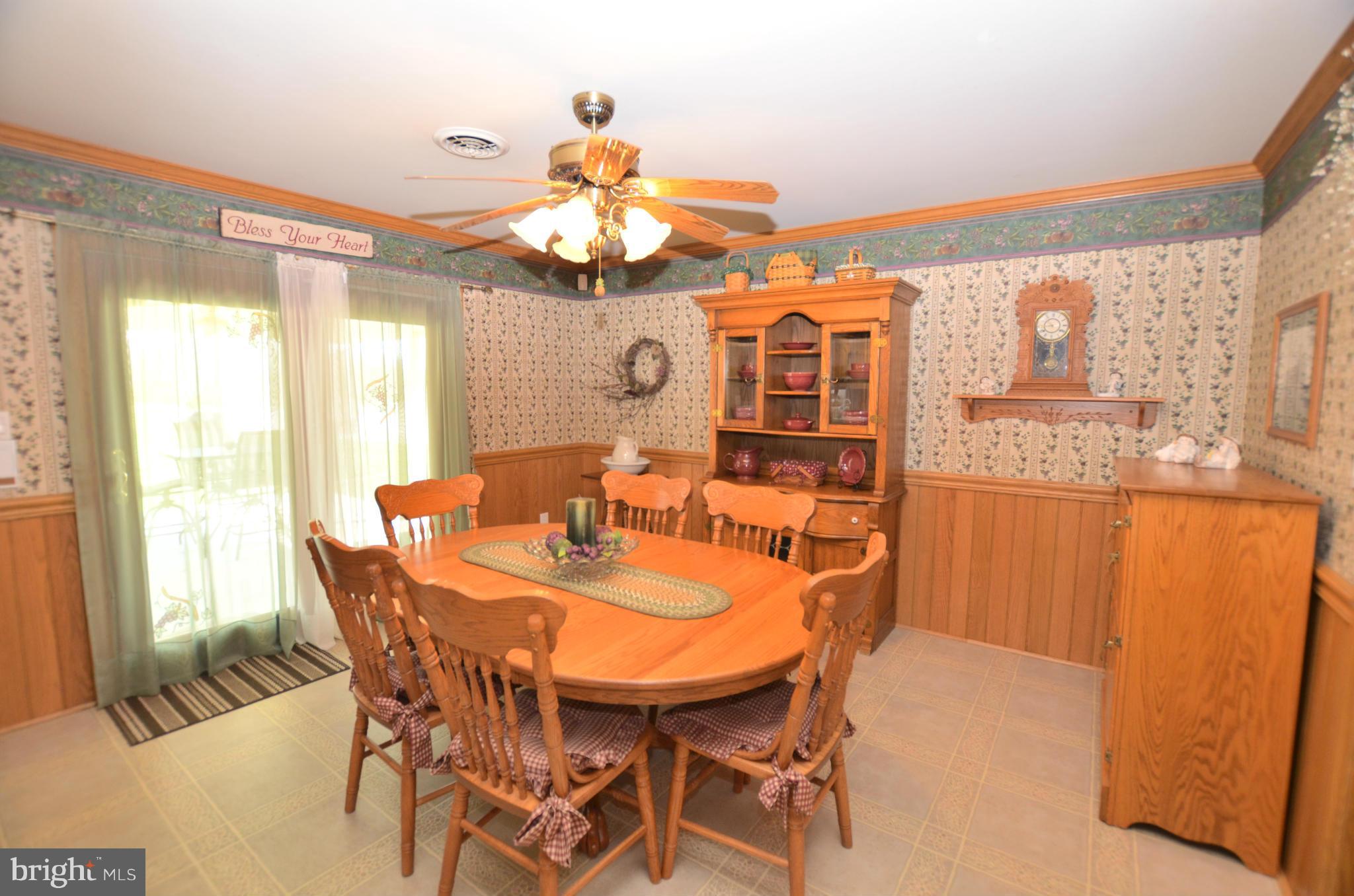 16758 Spielman Road Fairplay, MD 21733 - Photo 4 of 30 Dining Room